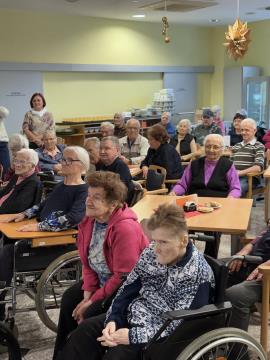 DECEMBRSKI OBISK (8)